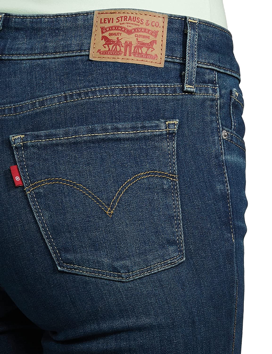 A1K4NkfldhL._UL1500_ Levi's Women's Regular Jeans